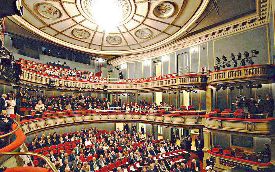 το-εθνικό-θέατρο-τιμά-τον-τάσο-λιγνάδη-2015591