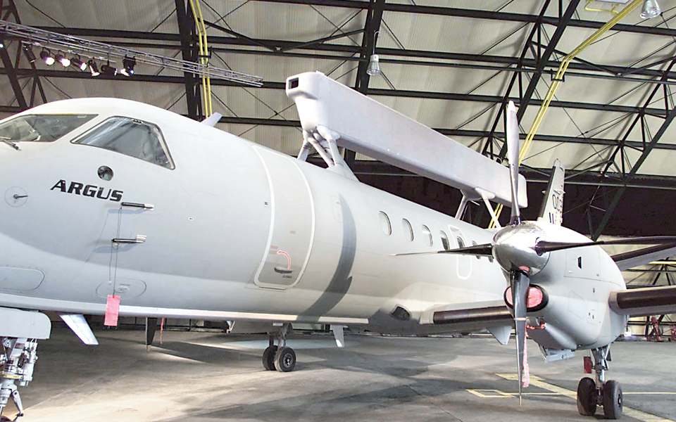 οι-μεσάζοντες-των-ιπτάμενων-ραντάρ-2015545