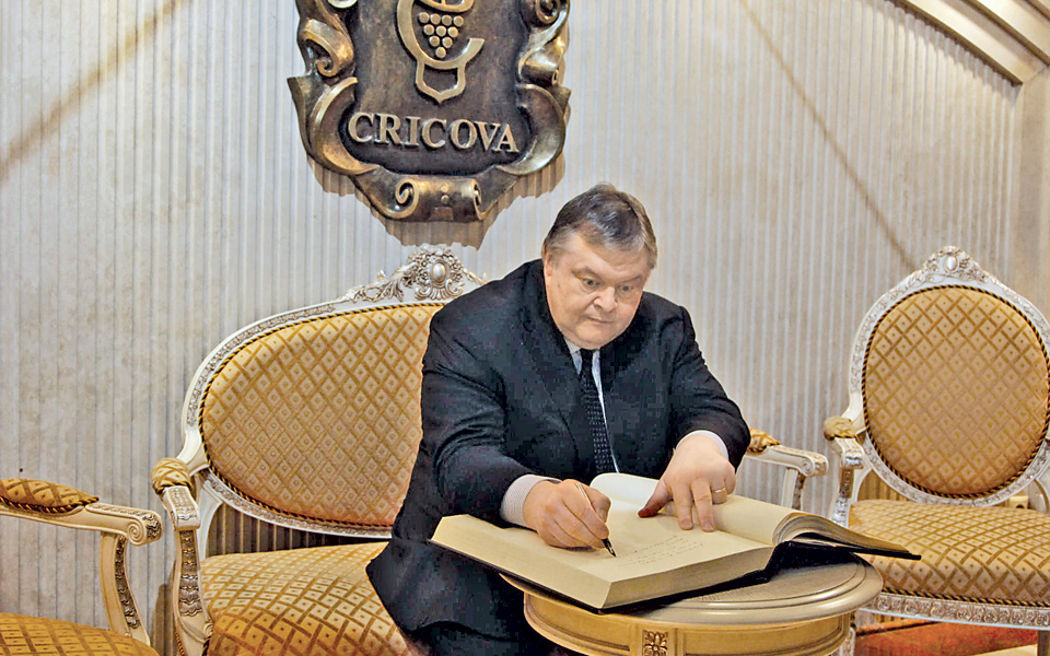 η-δικαίωση-των-λαφαζανιστών-2016695