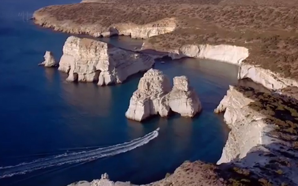 ενα-ατελείωτο-ταξίδι-στην-ομορφιά-και-2019439
