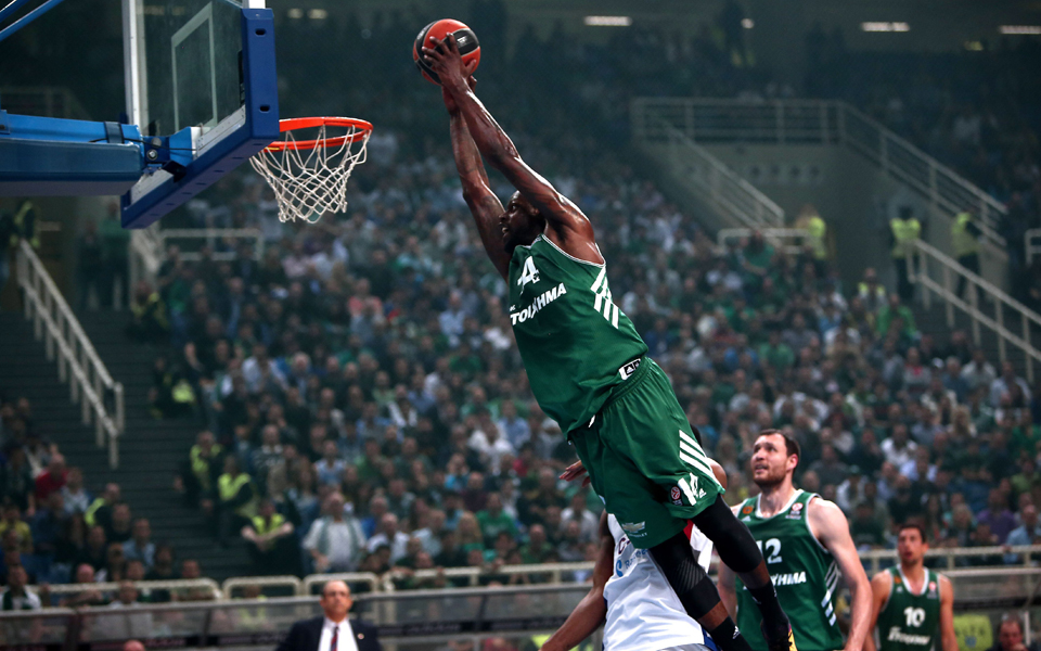 η-τελευταία-πτήση-πριν-από-το-μιλάνο-2019485