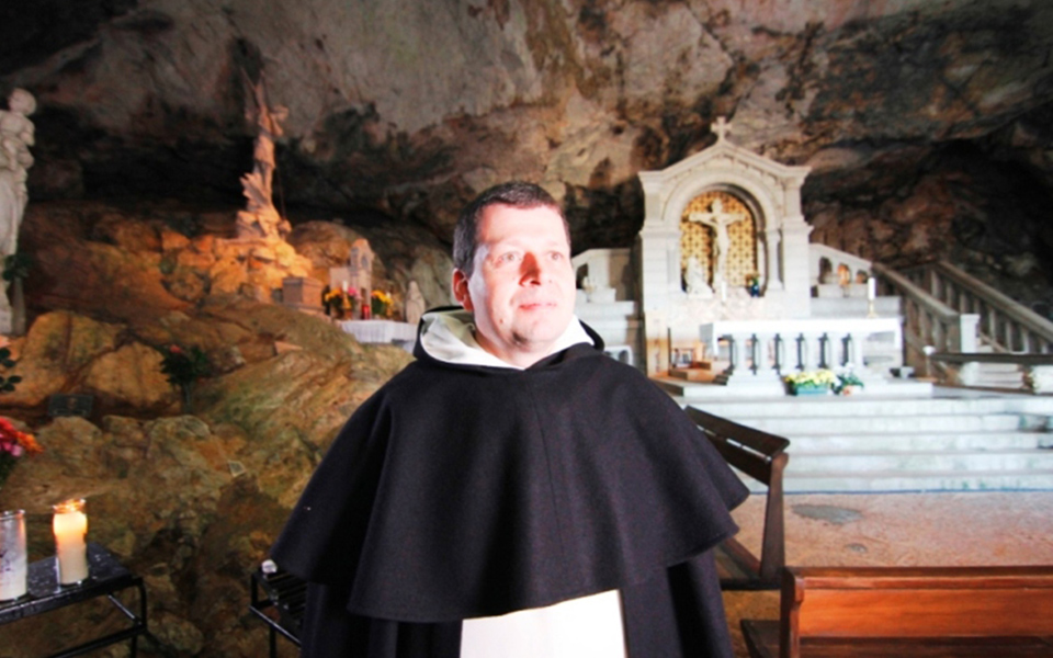 στο-πνεύμα-των-ημερών-τα-κανάλια-2017016