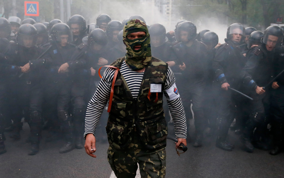 ουκρανία-πέντε-τραυματίες-σε-διαδήλω-2020070