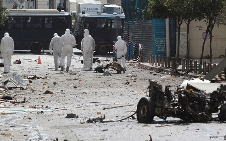 μία-προκήρυξη-ομολογία-2019631