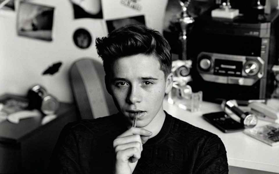 μοιάζει-στον-μπαμπά-η-πρώτη-δουλειά-το-2014837