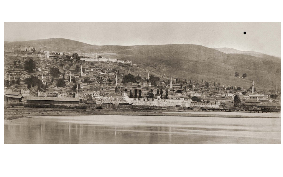 φωτογραφία-δύο-αιώνων-αφηγείται-την-ι-2016158
