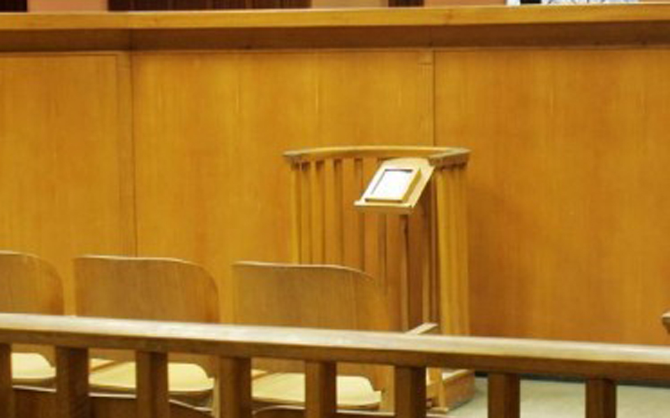 το-χτύπημα-μου-έκοψε-τη-μύτη-2018882