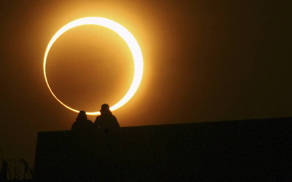 σε-πύρινο-δαχτυλίδι-θα-μετατραπεί-αύρ-2020043