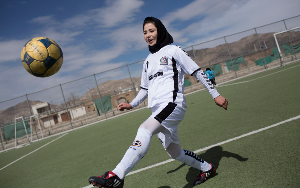 μοντέρνα-καμπούλ-2020321