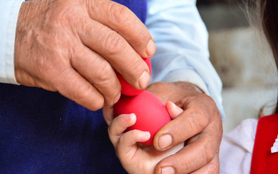 πασχαλινές-παραδόσεις-ανά-τον-κόσμο-2018867