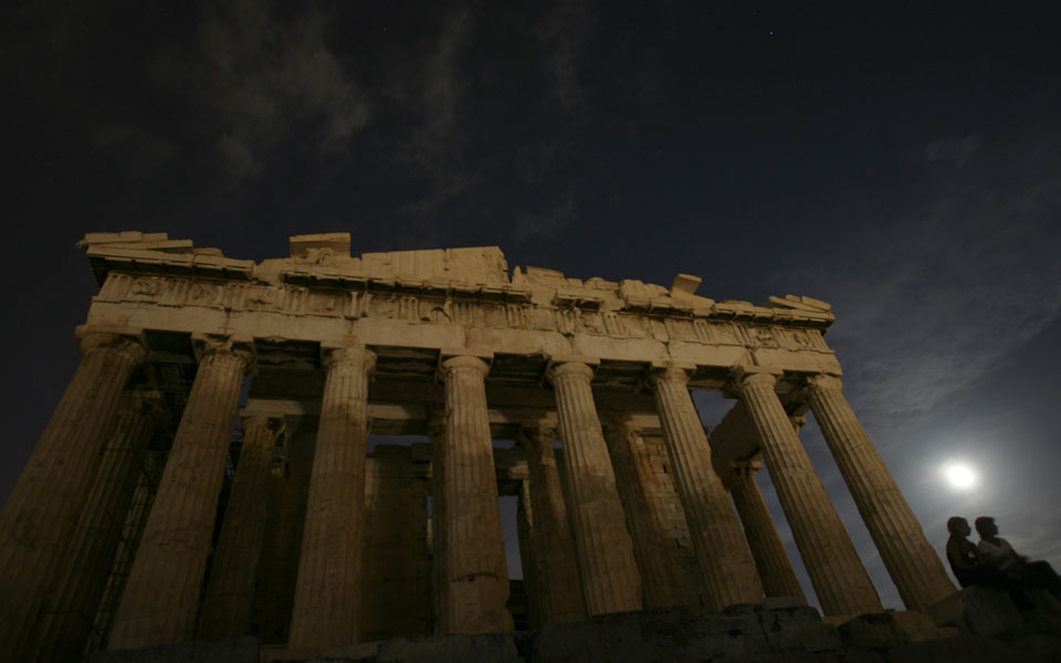 ολική-έκλειψη-της-σελήνης-την-τρίτη-2017492