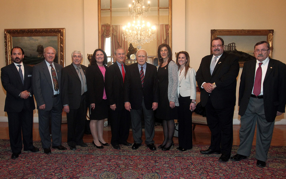 παπούλιας-ο-ελληνικός-λαός-μας-έβγαλε-2015501