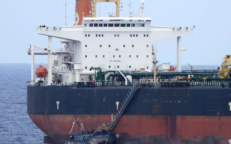 διάσωση-εκατοντάδων-μεταναστών-ανοι-2014872