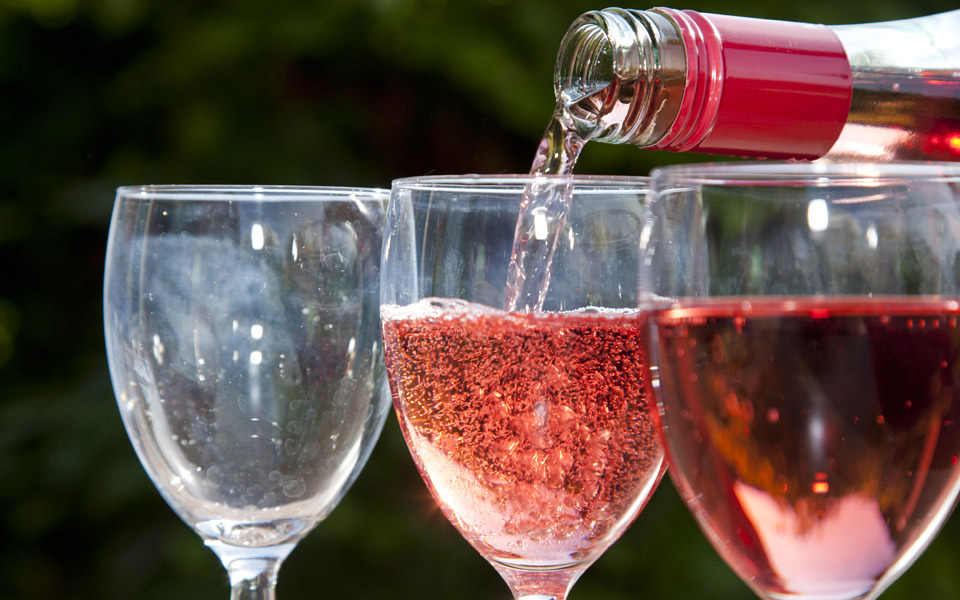 στον-οινοχόο-τα-ελληνικά-ροζέ-της-άνοι-2020175