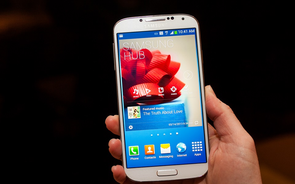 απομιμήσεις-του-galaxy-s4-εμφανίσθηκαν-στη-χώ-2020073