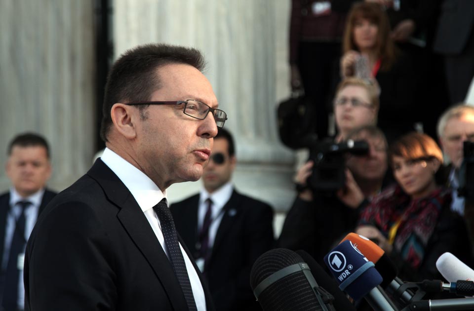 στουρνάρας-η-ελλάδα-δεν-θα-χρειαστεί-τ-2015042