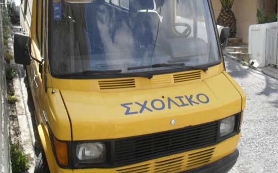 οδηγός-πούλμαν-έβαλε-17χρονο-μαθητή-πίσ-2016788