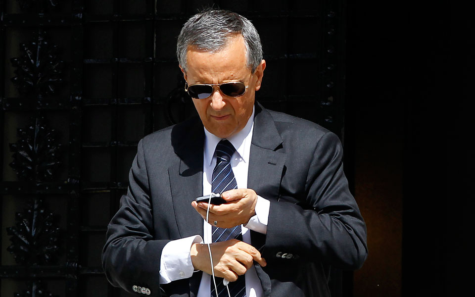 σάλος-και-παραίτηση-μπαλτάκου-2015250