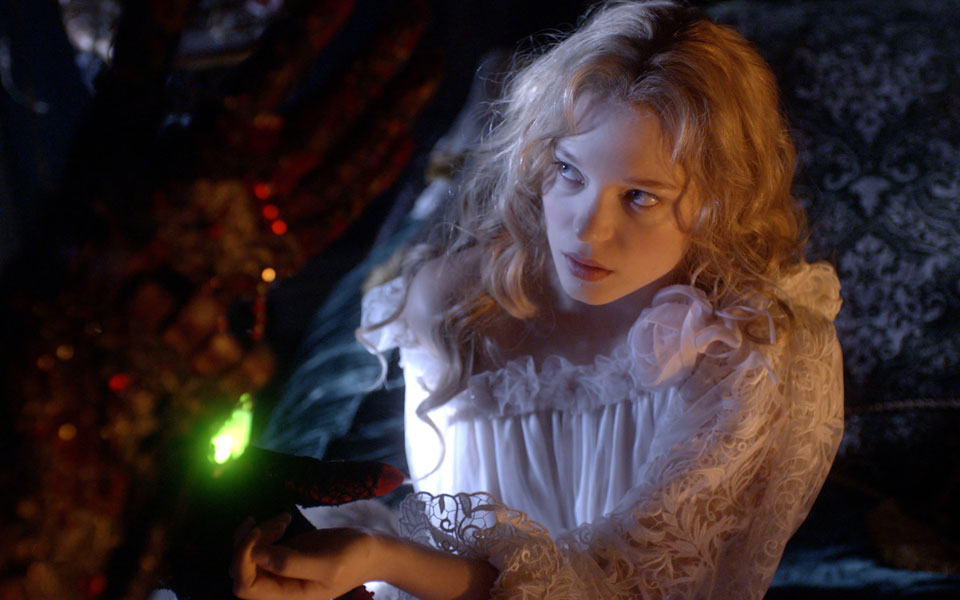 νέες-ταινίες-εύθραυστα-τέρατα-παραμυ-2018187