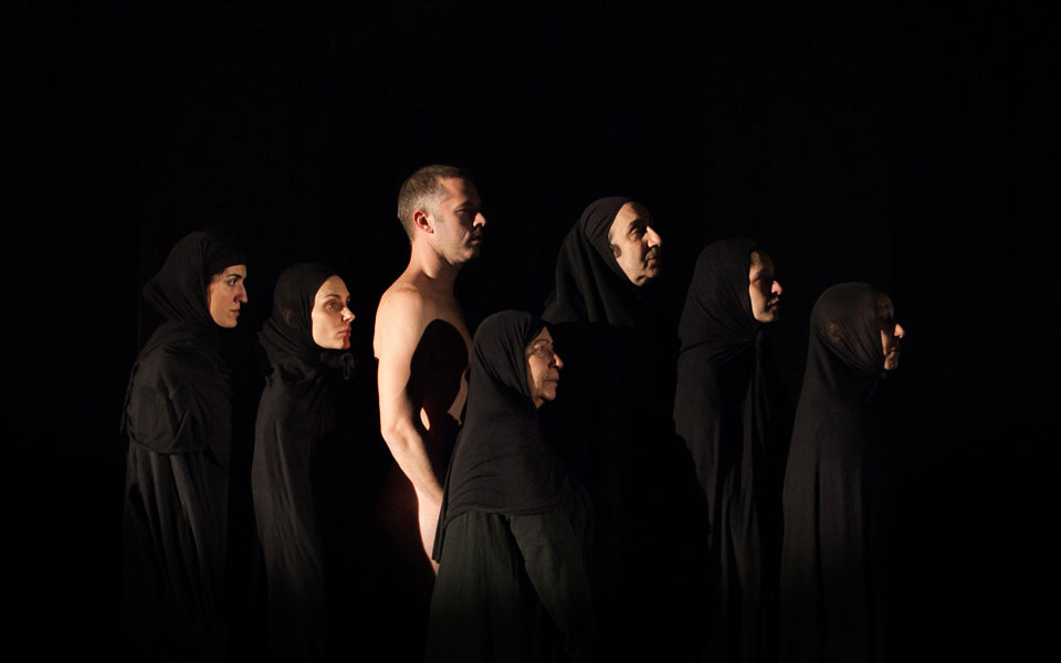 δεκαήμερο-χωρίς-ρούχα-και-πρέπει-2016658