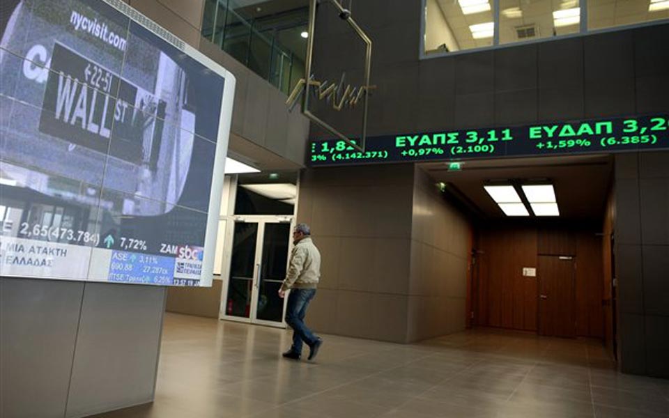 συνεχίστηκε-η-πτώση-κατά-050-χθες-στο-χ-α-2016618