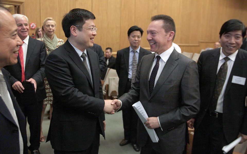 να-επενδύσουν-στην-ελλάδα-καλεί-τους-κ-2020032