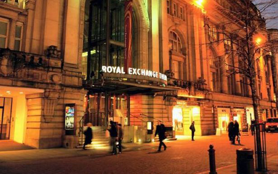 το-αρχαιοελληνικό-δράμα-γοητεύει-την-2022074