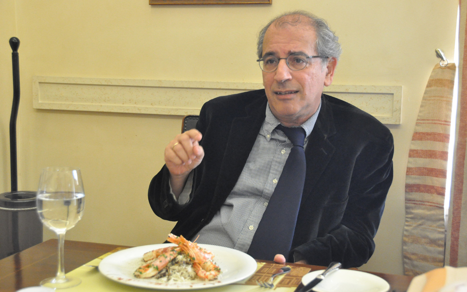 η-πόλωση-στην-ελλάδα-αποτελεί-αρρώστ-2022656