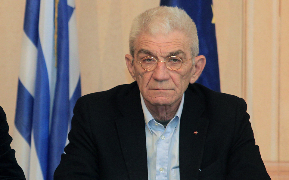 γ-μπουτάρης-ο-κόσμος-θέλει-απαντήσε-2024647