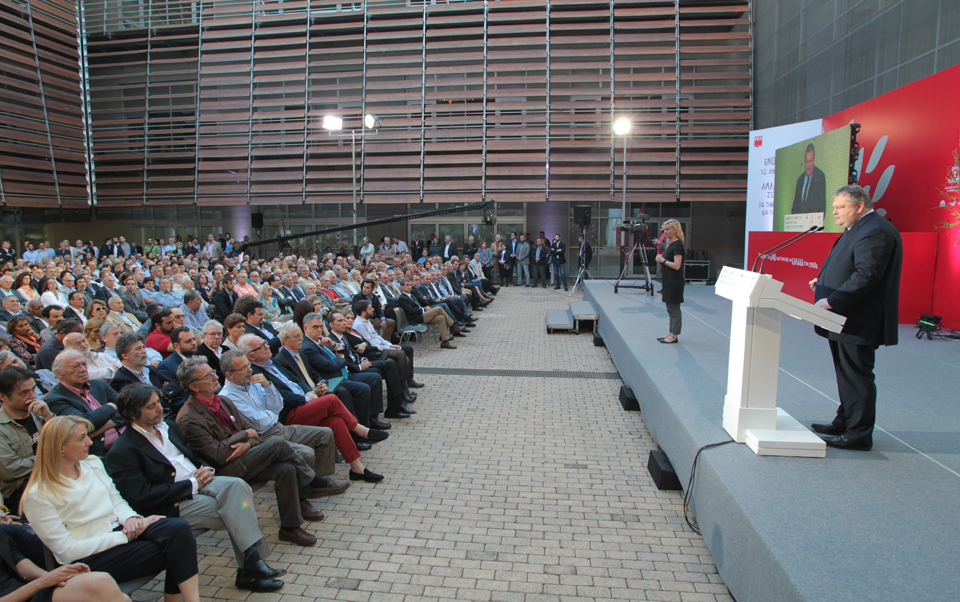 το-πασοκ-η-ελιά-και-η-αναζήτηση-του-2025352