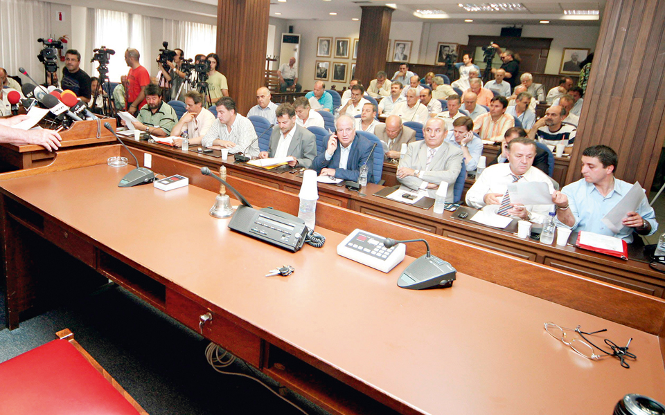 οι-δημοτικοί-σύμβουλοι-σε-αθήνα-και-θε-2026272