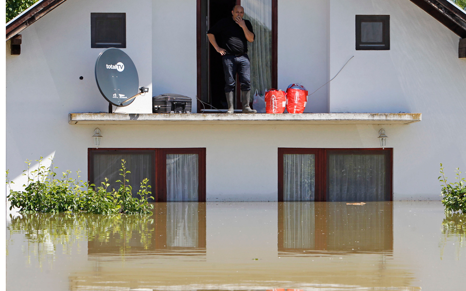 βοσνία-πάνω-από-1-εκατ-κάτοικοι-έχουν-π-2024354