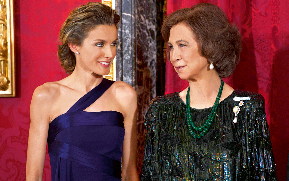 η-βασίλισσα-σοφία-και-η-κοινή-θνητή-λ-2024088