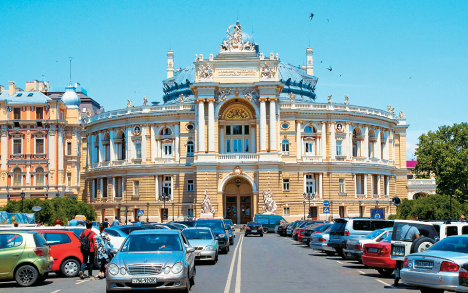 h-oδησσός-του-ελληνισμού-στη-δίνη-του-εμ-2022351