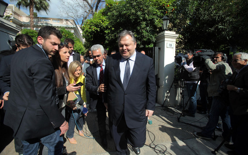 ευ-βενιζέλος-κρίσιμο-το-ποσοστό-της-ε-2021678