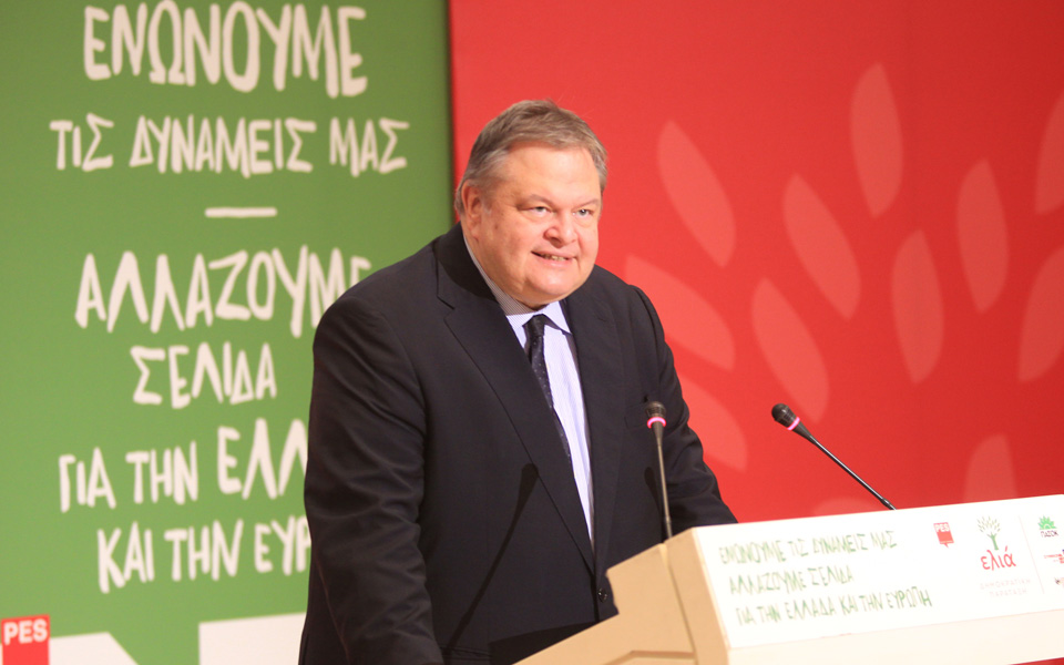 το-πασοκ-αρχίζει-να-συζητάει-σενάρια-α-2022267