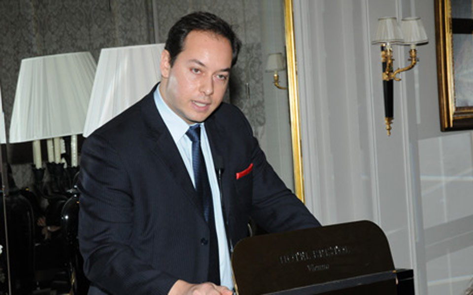 λ-ντε-νταν-το-ευρώ-είναι-πείραμα-και-π-2025323