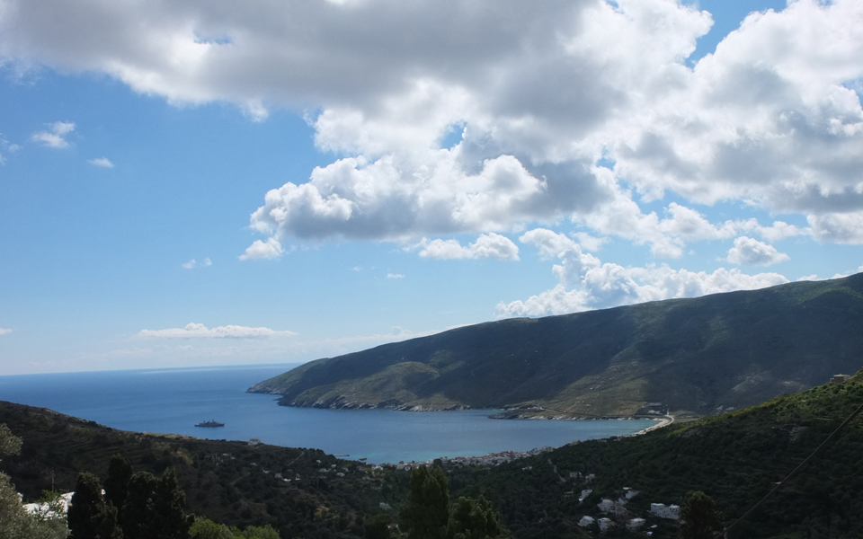 εικαστική-μείξη-χρωμάτων-στην-ανδρο-2026607