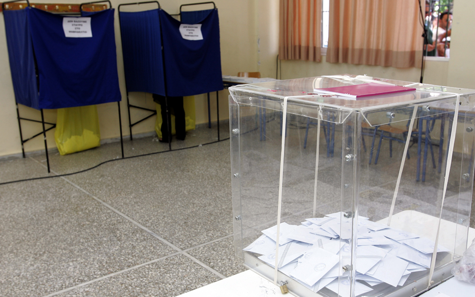 επιδοτούμε-μέχρι-και-κομμωτήρια-αρκ-2025125