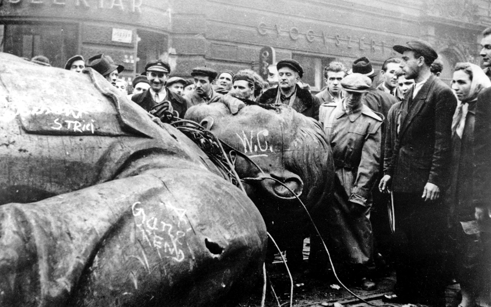 η-πολιτική-της-αποσταλινοποίησης-2023904