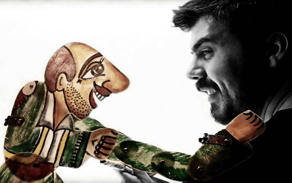 θέατρο-σκιών-ο-καραγκιόζης-διευθυντή-2024981