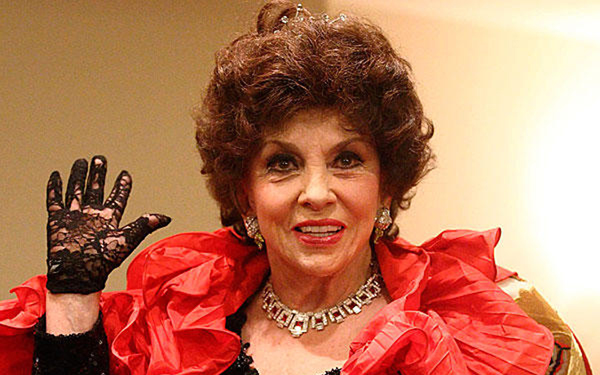 κατηγορούμενη-για-δωροδοκία-μάρτυρα-2025015