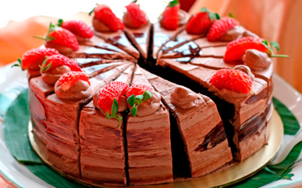 στις-γλυκές-ιστορίες-κέικ-φράουλα-με-γ-2024903