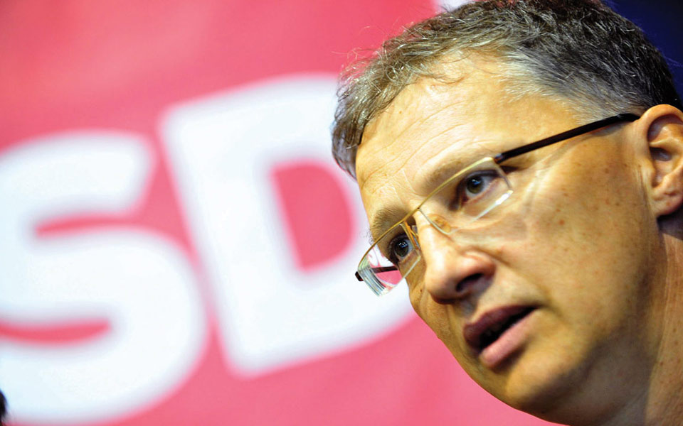 σλοβενία-παραιτήθηκε-ο-επικεφαλής-το-2025735