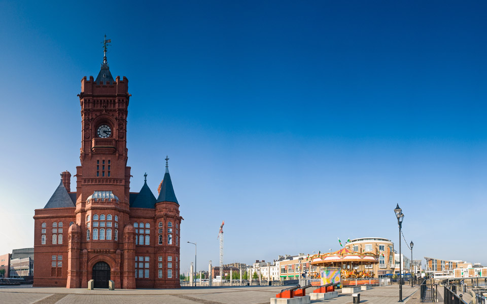 κάρντιφ-μπέι-με-ουαλικό-στυλ-2024637