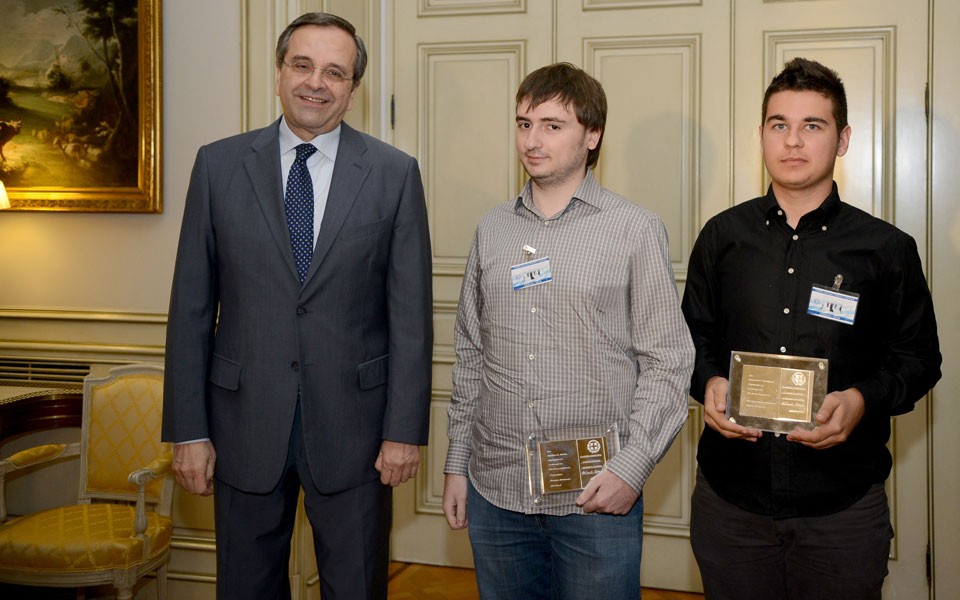 συνάντηση-σαμαρά-με-φοιτητές-που-διέπ-2022872