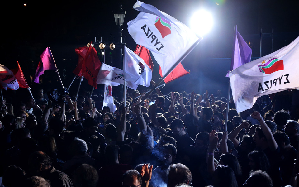 προβληματισμός-συριζα-παρά-τη-μεγάλ-2025647