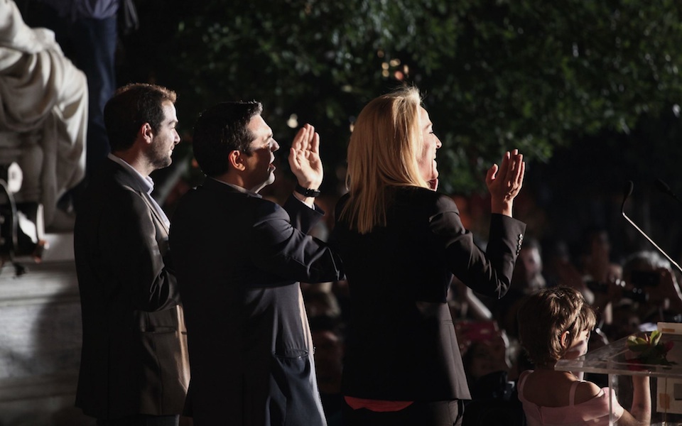 μαγική-εικόνα-η-επέλαση-του-συριζα-2025809