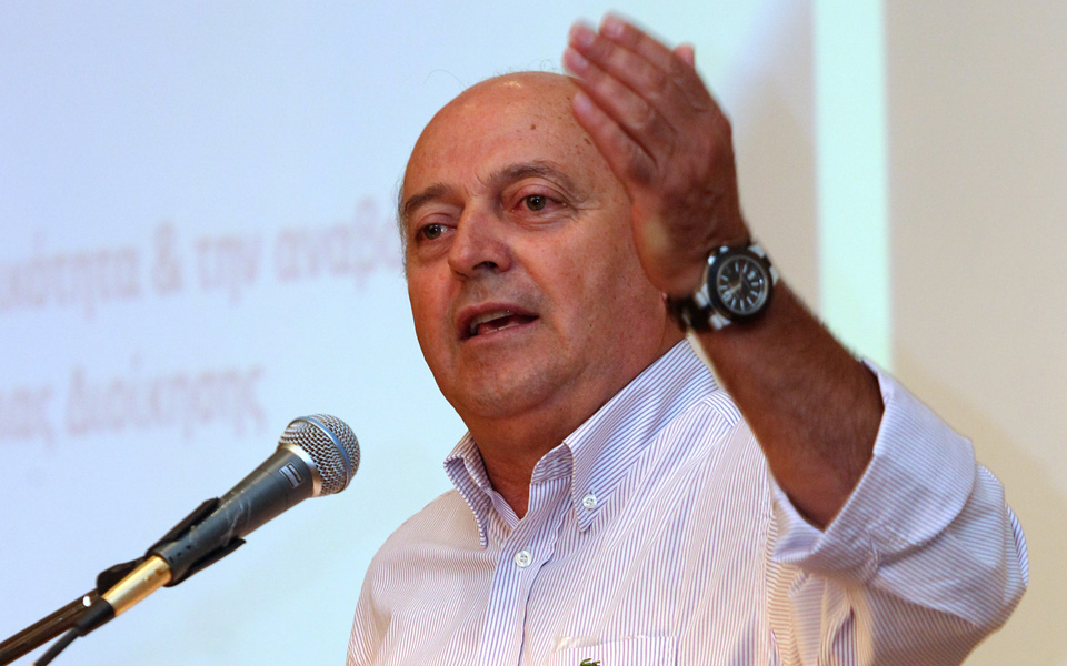 μεγάλες-εκπλήξεις-για-τους-παλαιούς-2024460