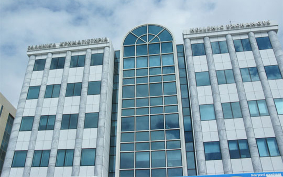 στον-ρυθμό-των-τραπεζικών-μετοχών-το-χ-2021675